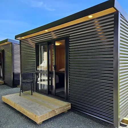 Te Anau Top 10 Holiday Park And Motels Exterior photo